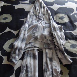 Victoria Secret Pink Gray & White Tie Dye Outfit